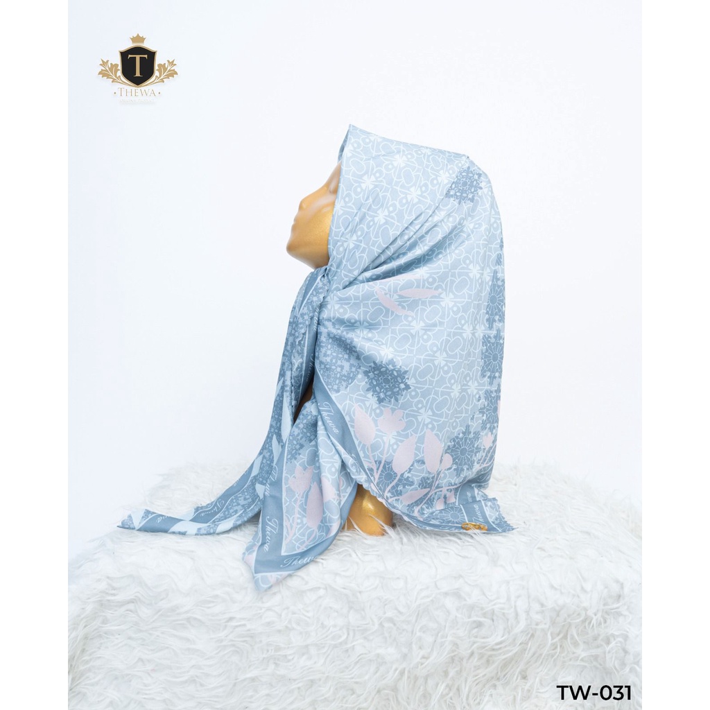 Hijab Segi Empat Premium Anti Letoy dari Thewa dengan Bahan Voal Motif Cantik Ukuran 110x110 cm