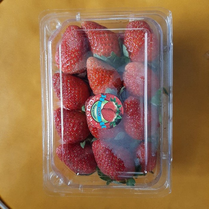 

strawberry lokal fresh segar