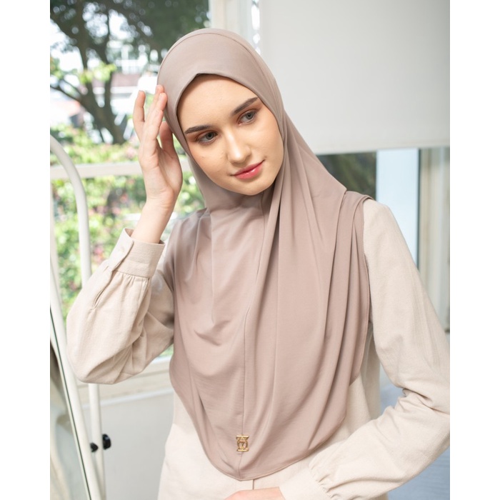 best -Kerudung Hijab Instan Bergo - Zoya Queena Bergo - Bahan Breeze Flex - Maroon