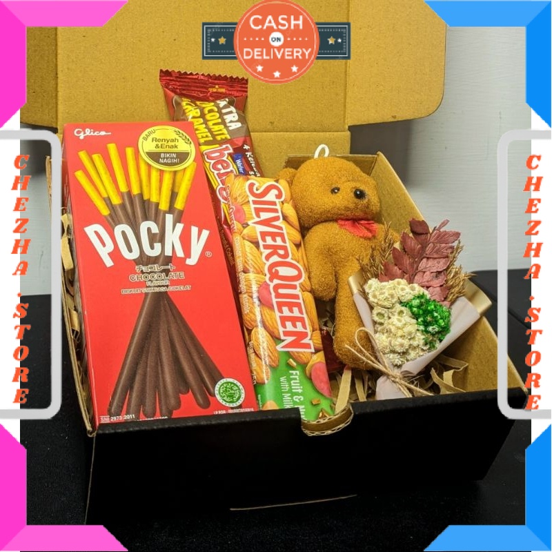 

BINGKISAN KADO ULTAH PASANGAN PACAR ISTRI MANTAN ISIAN MINI DAN BESAR / Hampers Snack Box Kado Ulang Tahun Pacar Gift Box Gantungan Kunci Hadiah Pacar Anniversary Kado Murah Hari Guru Kado Cewek Cowok Set Kado Anak Buket / BONUS GIFT CRAD UCAPAN