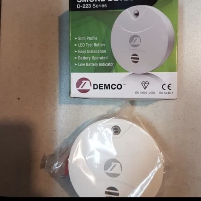 Smoke detector demco + battery