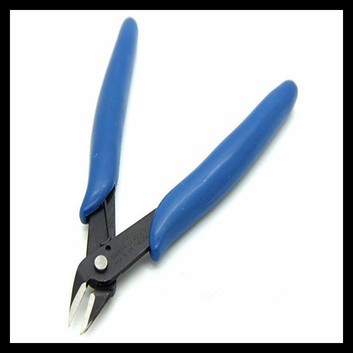 

Terbaru Plato PCAFC Gunting Kawat Coil Vp - 170 - Blue STOK TERBATAS [Kode 1|Kode 2|Kode 3|Ko