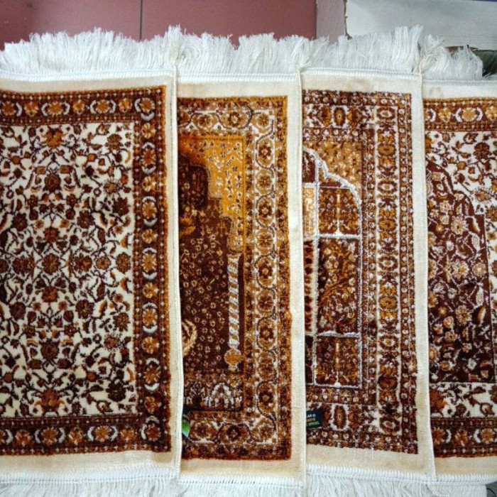 sajadah yakar mini / sajadah muka tebal premium turki - merah marun