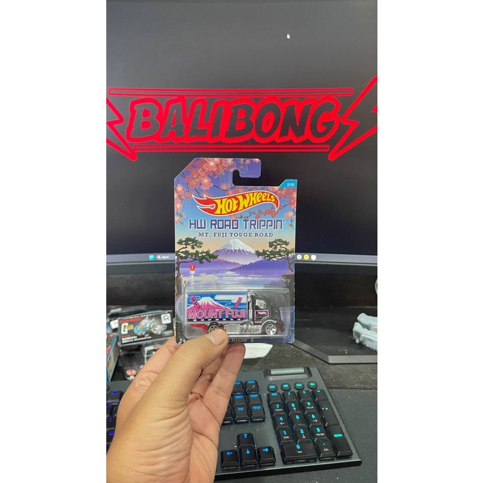 Hot wheels hw hotwheels hiway hauler 2 mt fuji road trippin