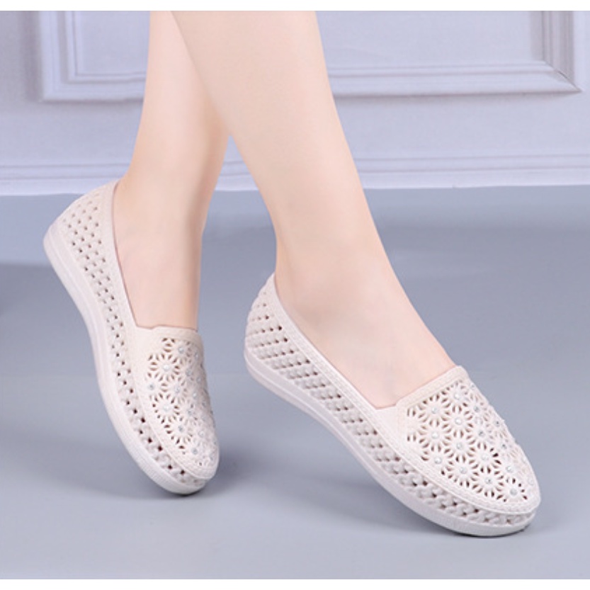 Meetme Sepatu Wanita anti air Model Jalan Santai Variasi Belian