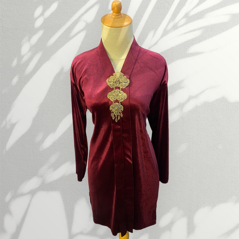 Baju Kebaya Bludru Kartini Panjang / Kebaya Model V Neck rna Merah Maroon