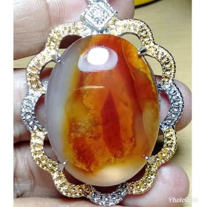 Liontin Batu Akik Motif Merah Bening Antik