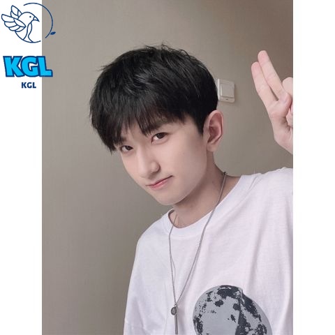 【Pengiriman cepat】Wig Pria Hitam Alami Rambut Pendek Lurus Perbaikan Wajah Pengurangan Usia Jilbab R