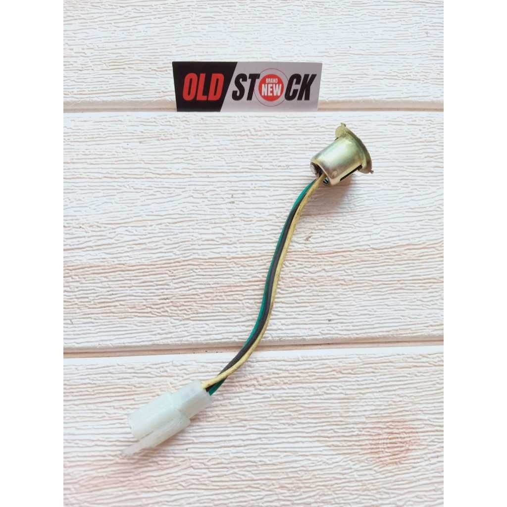 YAMAHA JUPITER VEGA F1ZR F1Z FITING SOKET LAMPU DEPAN / NEW OLD STOCK PARTS SUKU CADANG MOTOR