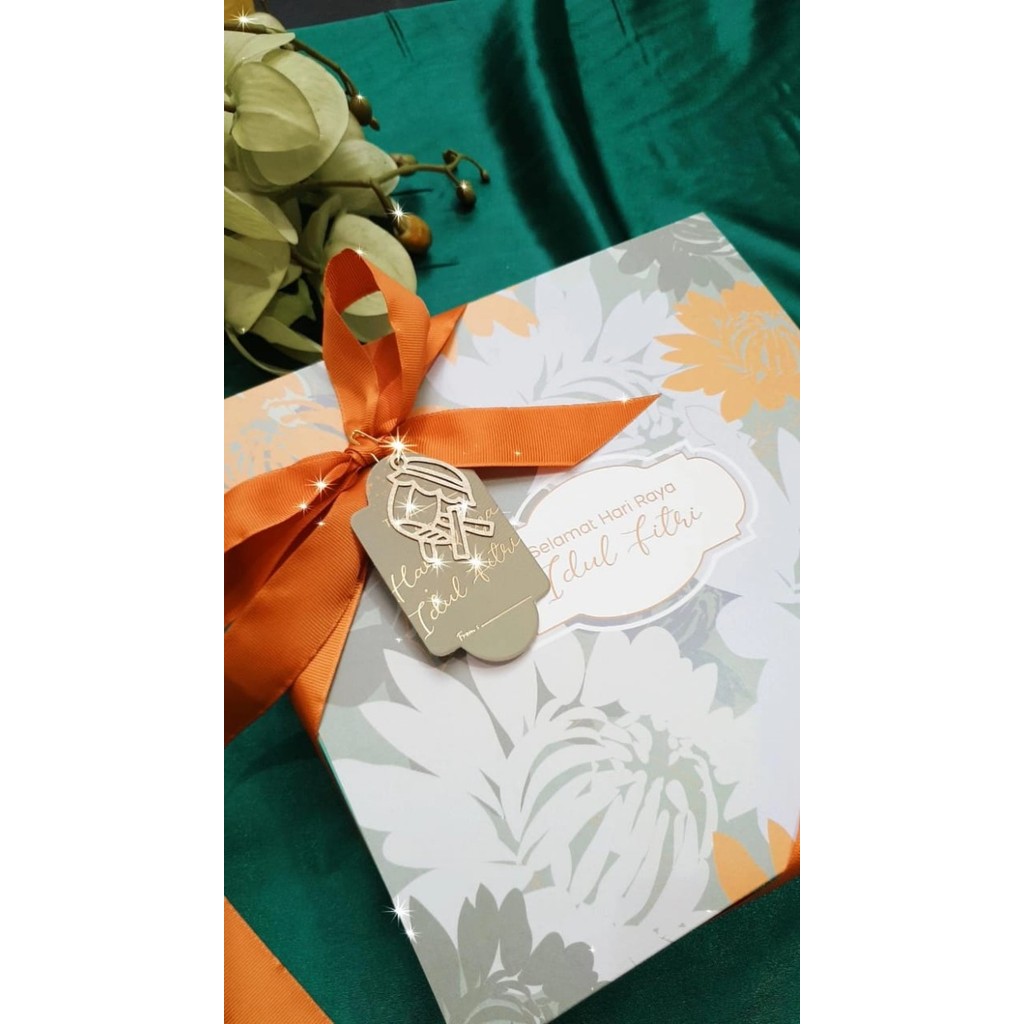 

BOX PREMIUM HAMPERS IDUL FITRI 23x23x7 cm WARNA MINT - Floral Orange