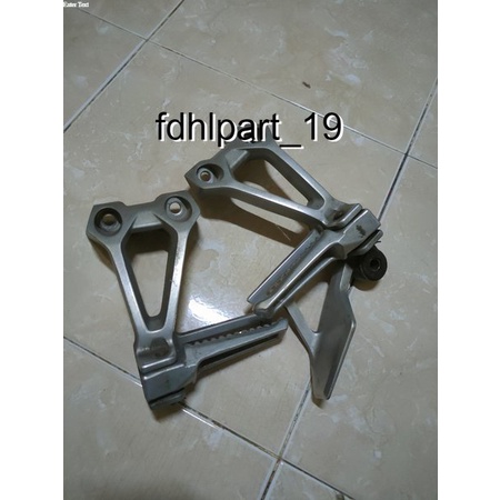 pijakan kaki belakang postep step bustep Honda Supra gtr 150 ORIGINAL