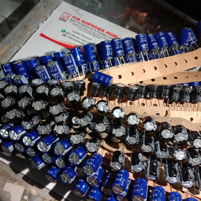 Capasitor Kapasitor Elco 22uf 160v 22 mikro 160volt -BSS12