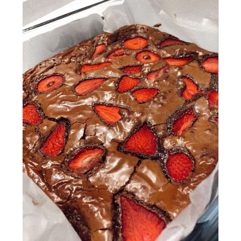 

Brokies- Brownies fudgy strawberry 20*20cm/brownies