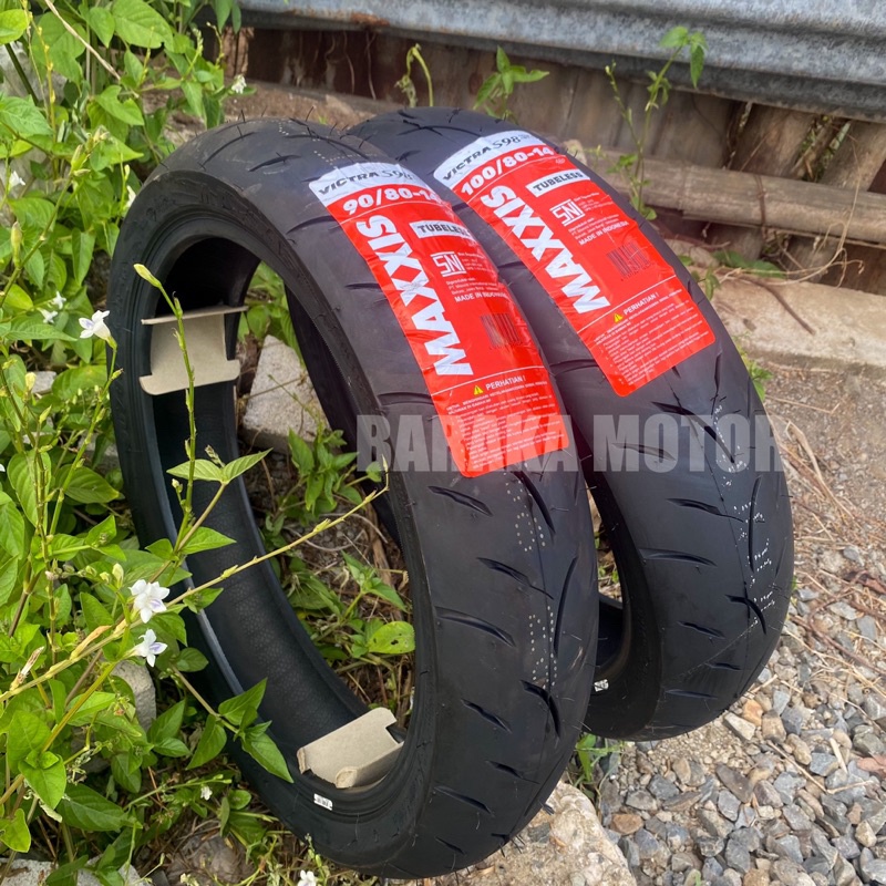 Ban Tubeless Belakang 100/80-14 Beat/ Vario150/ Vario125/ PCX Victra Maxxis