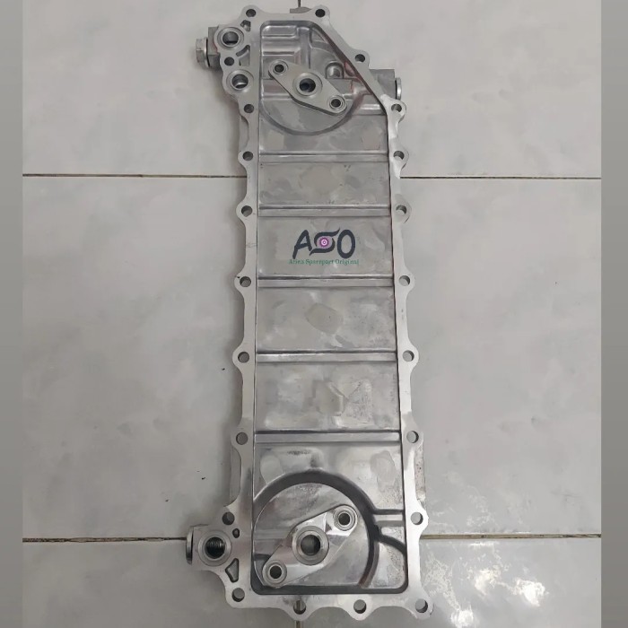 Oil Cooler Cover Fuso 6D40 berkualitas