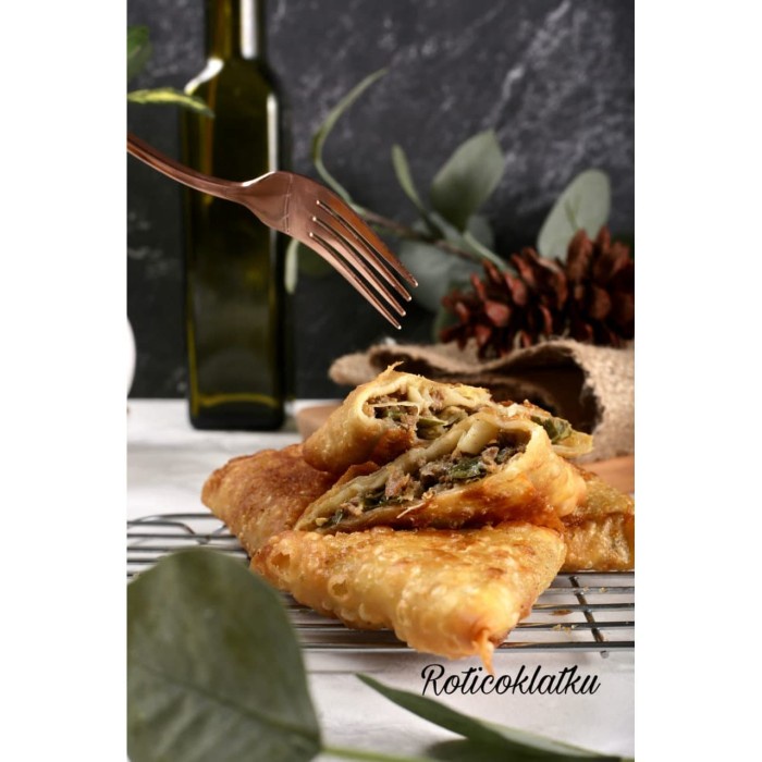 

Promo Best Seller Samboza Daging Spesial Cabe Ijo - CABE HIJAU