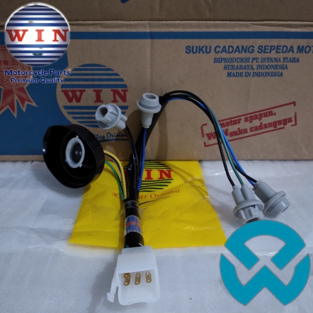 Fitting Lampu Mio 125 M3 2014 2015 2016 2017 2018 2019 WIN | cop fiting piting peteng motor injeksi 