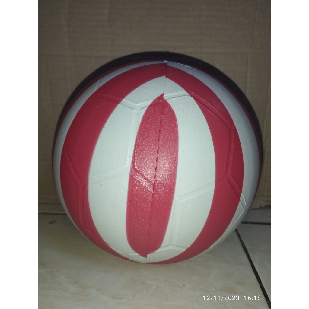 Mainan Anak Bola Sepak Plastik Besar