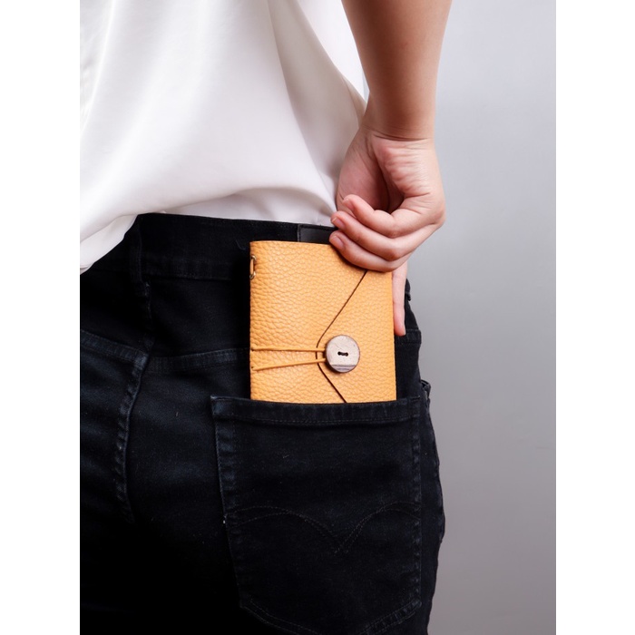 

Sacra mini traveler’s notebook - Merah