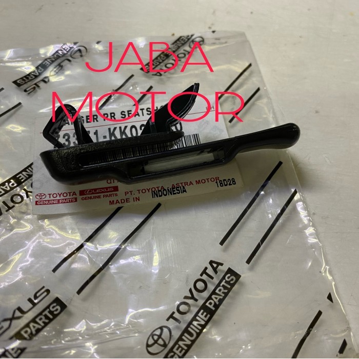 Best Seller Part Dudukan safety belt innova reborn-plastik safety belt innova reborn Baru