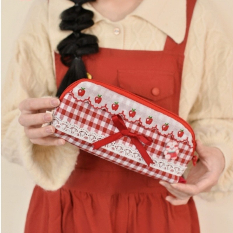 

Original 2025 Cute Niche Female Student Girl Heart Red Checkered Pencil Case Storage Bag Makeup Junior High School