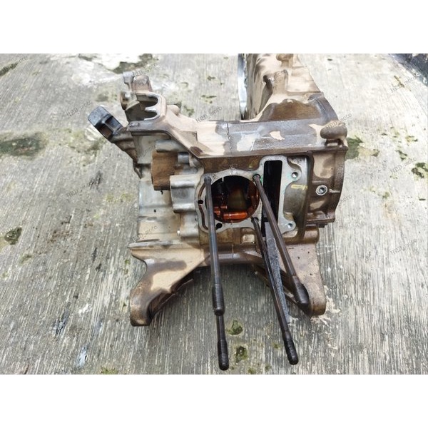 Krengkes kiri kanan beat fi esp crankcase kiri scoopy fi esp kalter kanan beat scoopy k44