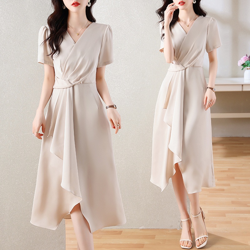 FAN Gaun Ramping Kerah V Gaya Korea Baru 2024/long dress korea/dress putih wanita