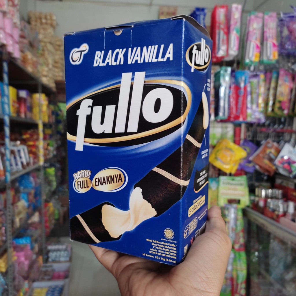 

Fullo Wafer Roll Long Black Vanilla isi 24