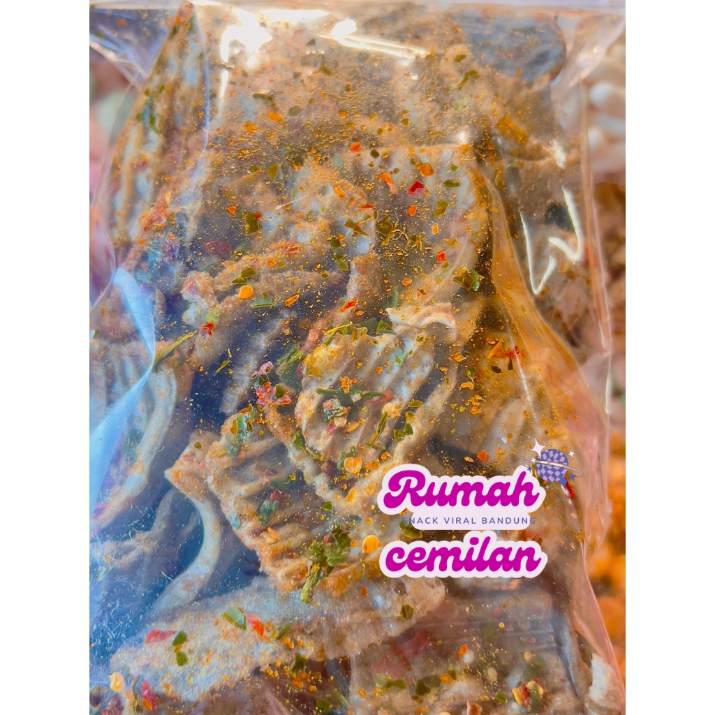 

-500 gram Krupuk jengkol pedas daun jeruk kemasan 500 gram RUMAH CEMILAN