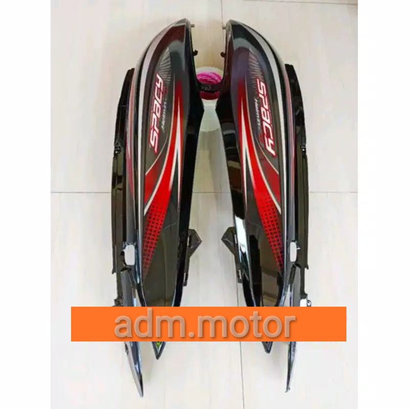 COVER BODY BELAKANG MOTOR HONDA SPACY / SPACY FI HITAM
