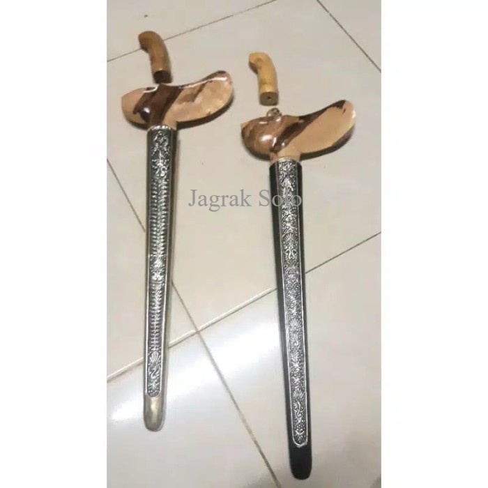 

2 Set Warongko Gayaman Kayu Tesek antik