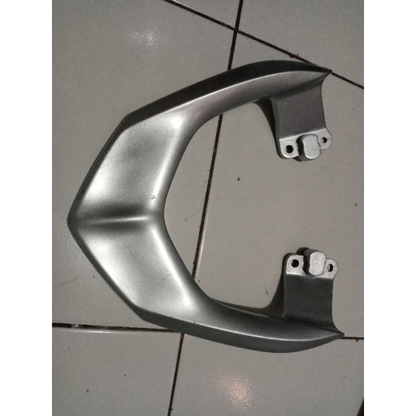 behel begel pegangan jok yamaha xeon karbu - xeon gt 125 - xeon rc 125 SUGARMOTORJT