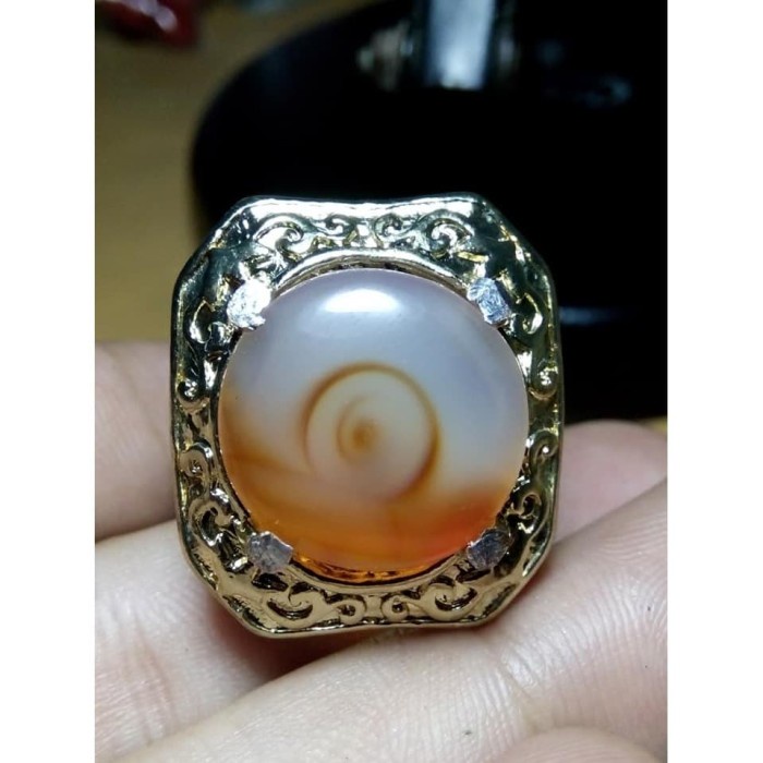 Cincin Batu Akik Sulaiman Motif Mata Puser Gambar Antik