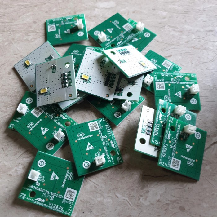 Part lampu LED modul kulkas merk AQUA