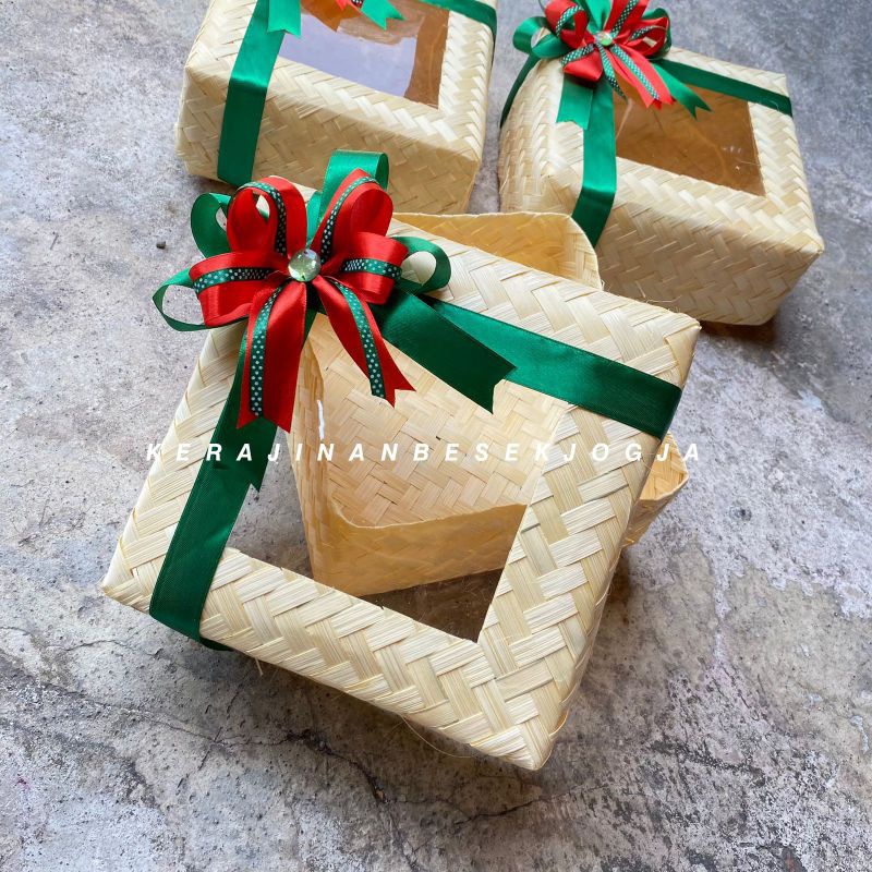 COD GARANSI (NATAL 2023) BESEK BLICING MIKA PITA NATAL / besek makanan hampers natal kado natal bese