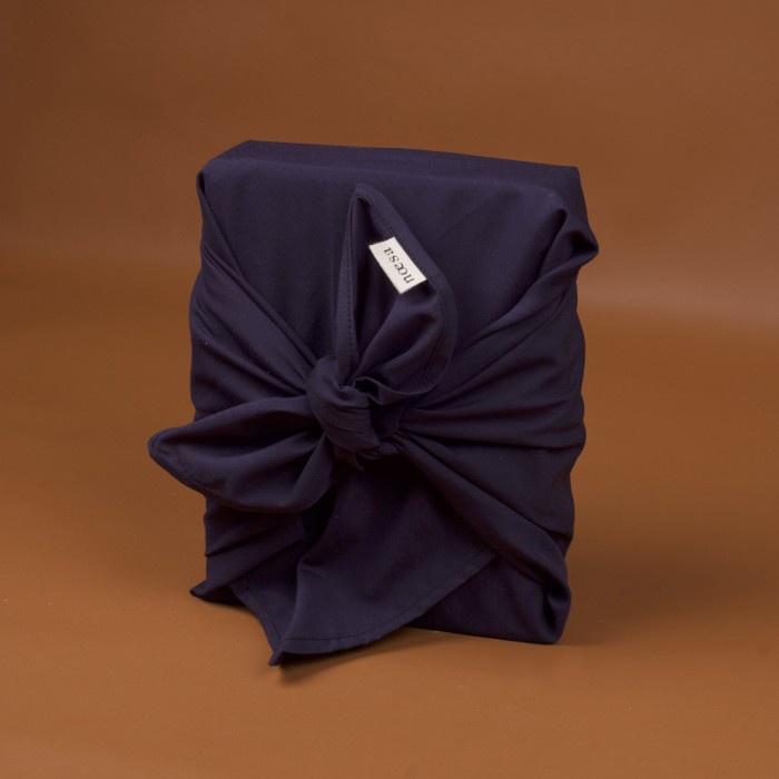 

Kain Pembungkus Hadiah - Furoshiki Satuan - Wrap Gift Set | Noesa - Indigo