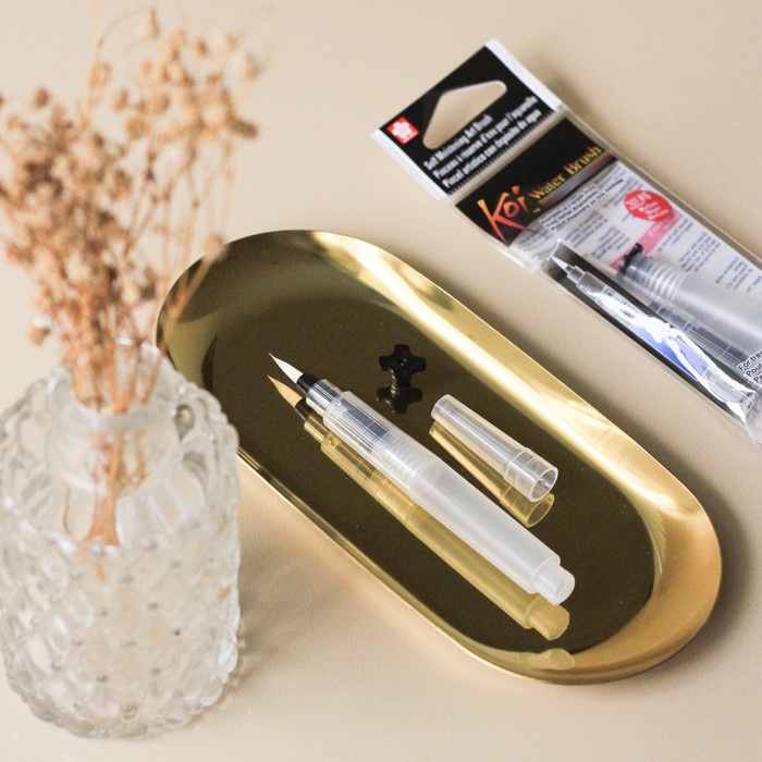 

Andrian Koi Water brush Medium No 6 Brush Calligraphy Brush Watercolor