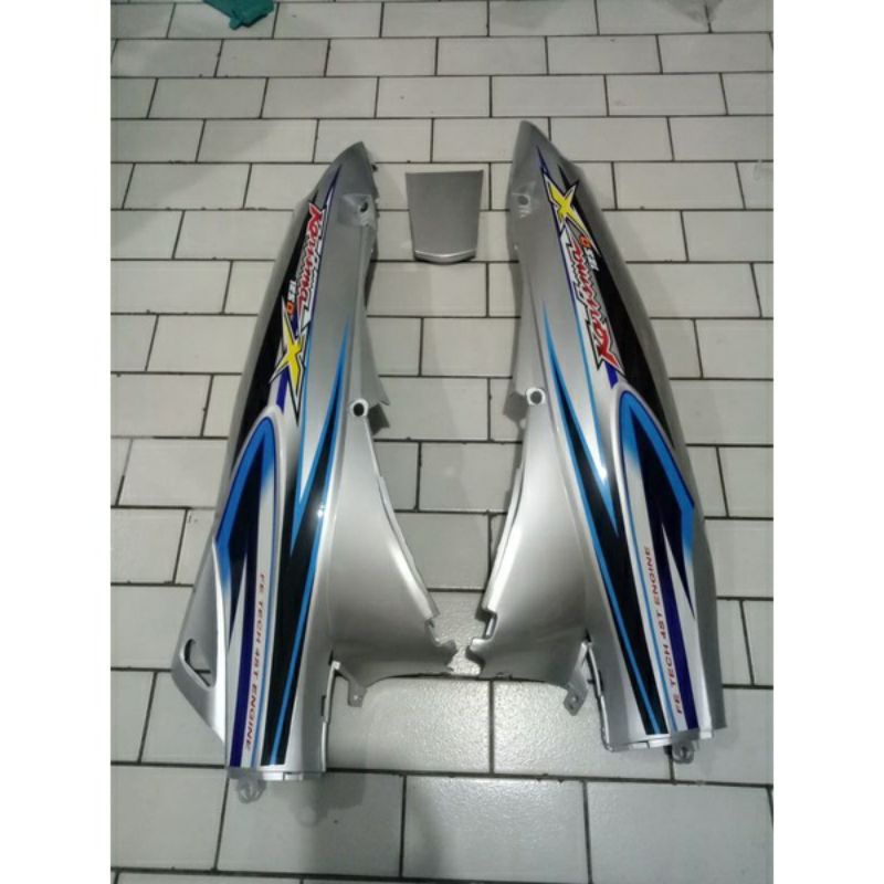 COVER BODY BELAKANG HONDA KARISMA 125 X BODI BELAKANG KANAN KIRI KARISMA X 125