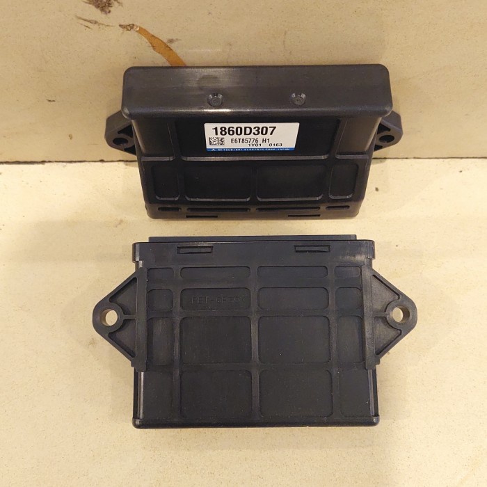 Komputer Ecu 1860D307 Asli Mitsubishi Xpander