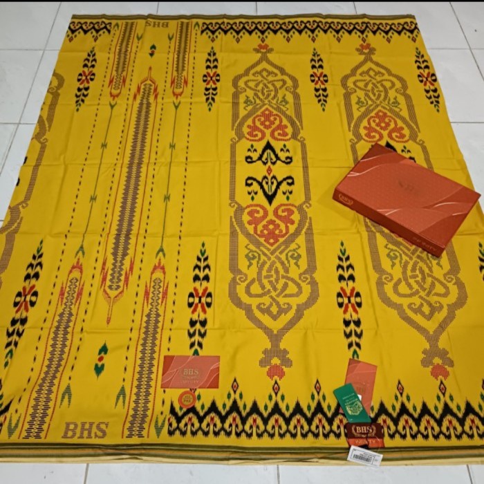 Sarung BHS infinity Gold motif pka - Kuning