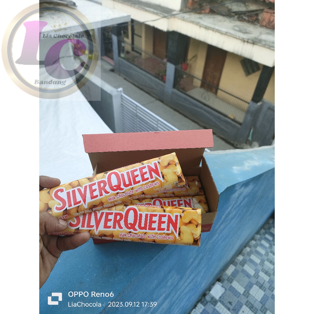 

SILVERQUEEN 58gr 1 BOX ISI 10 PCS CASHEW
