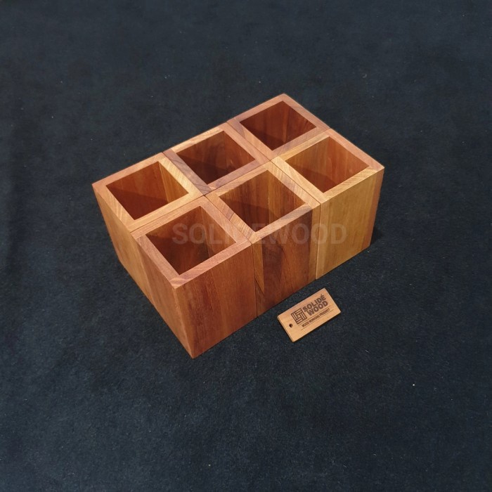 

Kotak kayu 12cm x 8cm x 8cm tempat sendok pensil pulpen