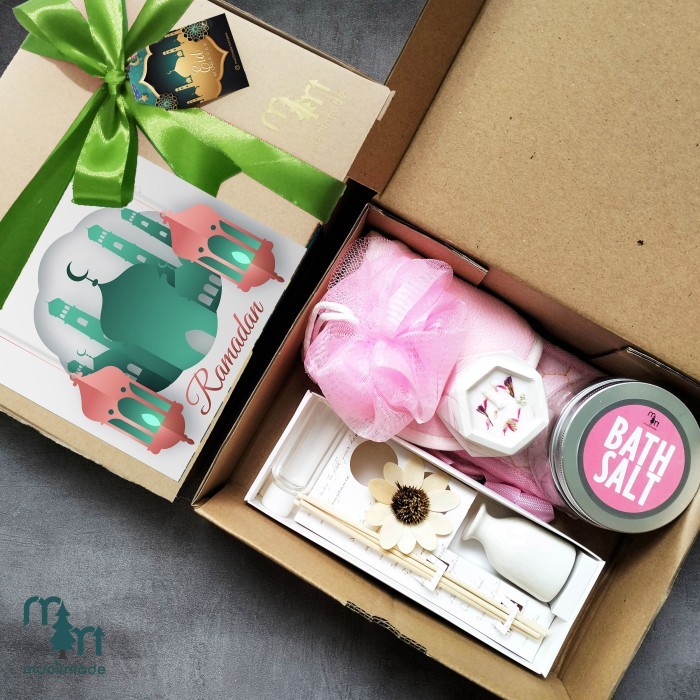 

PARSEL RAMADAN PAKET IDUL FITRI HAMPERS LEBARAN PREMIUM KADO WEDDING - BathSetRAMADAN