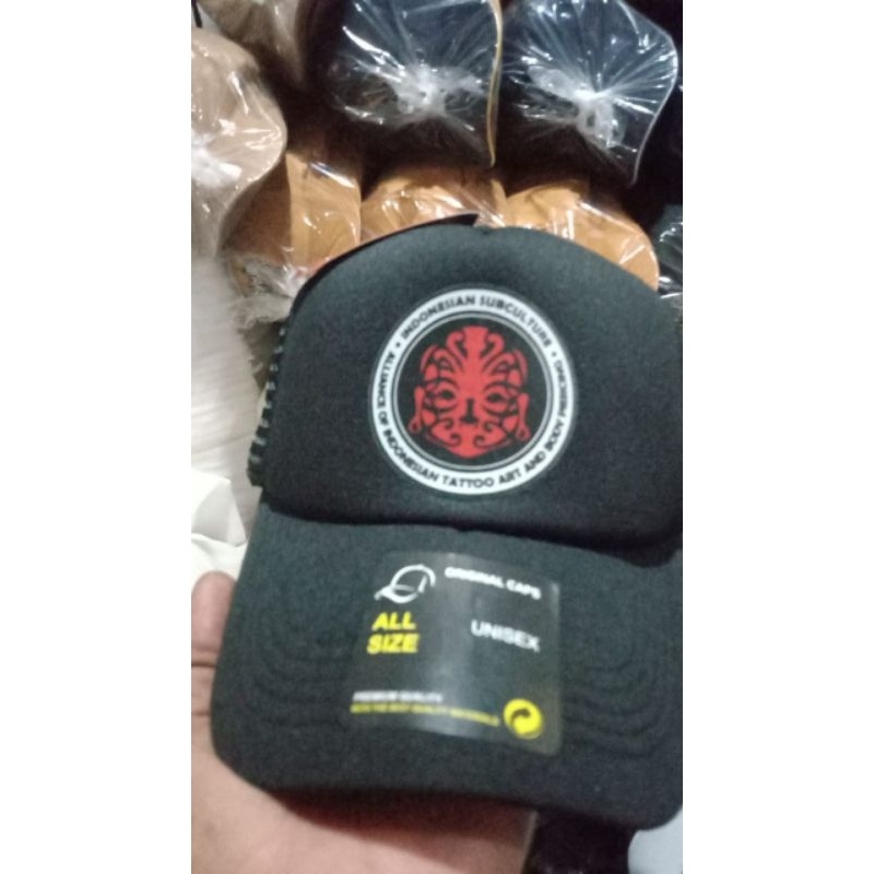 13A. topi trucker topi jaring topi jala surfing topi trucker sablon topi trucker masyarakat bertato 