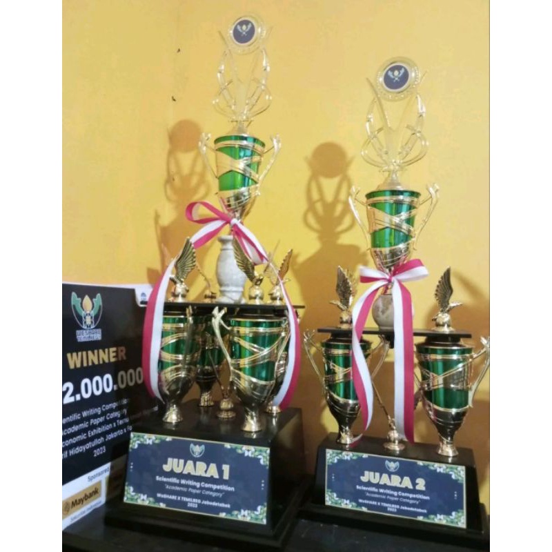 PIALA TROPHY DUPLIKAT