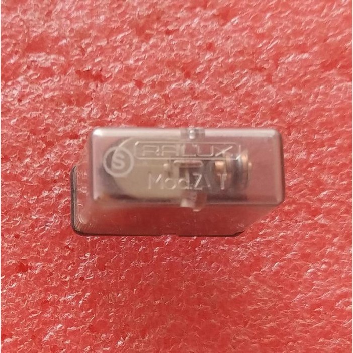 ZKH Relay 24V 6 Pin Ralux