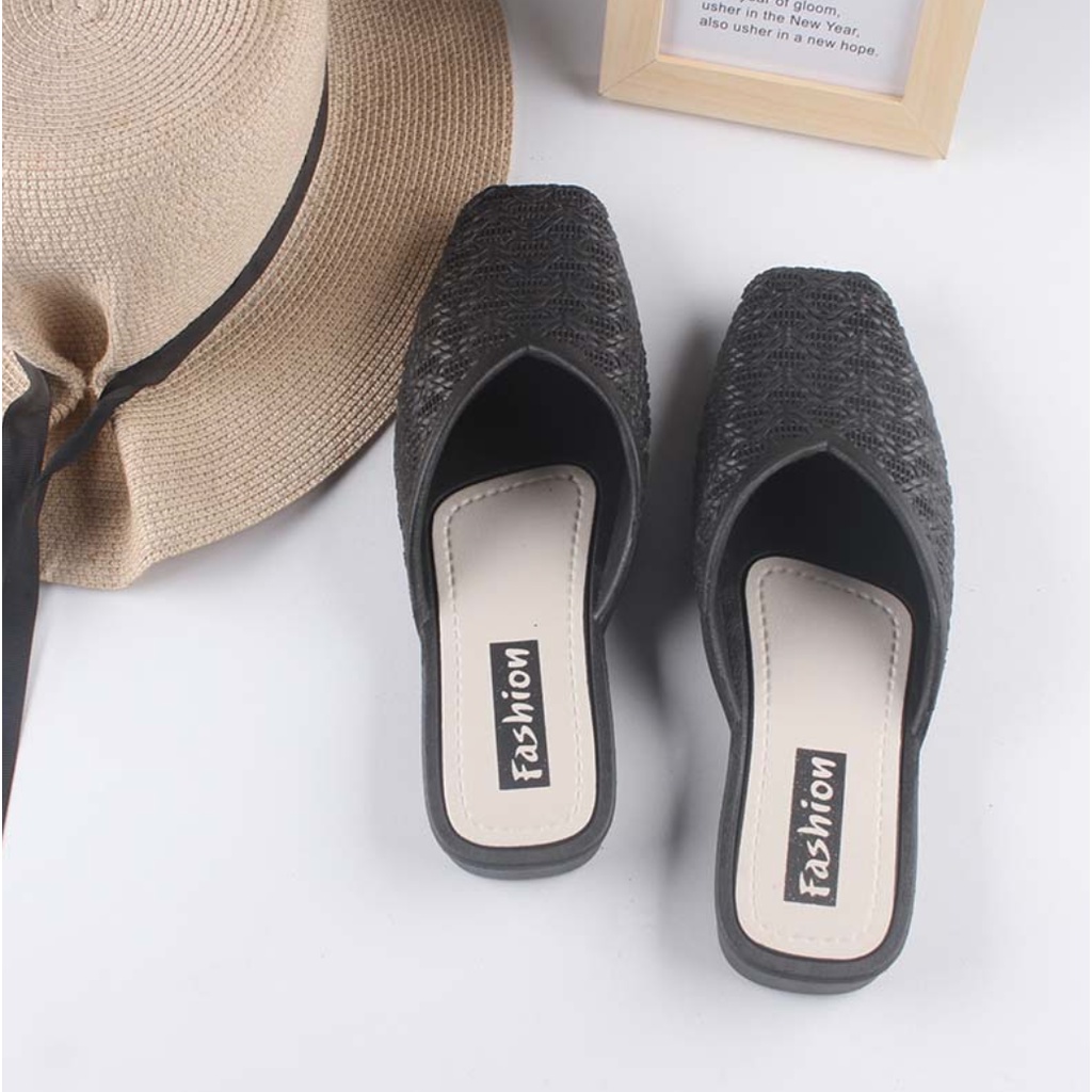 Viral  Veblen Store Sandal Mules Wanita Motif Bunga Unik Bahan Karet Untuk Acara Pesta Kasual