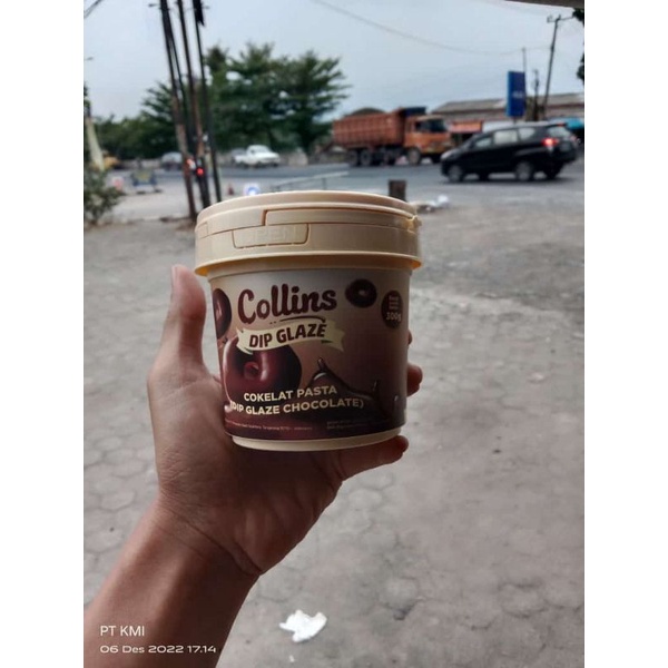 

Collins Dip Glaze Coklat Mini Kemasan 300gr Lemih Ekonomis