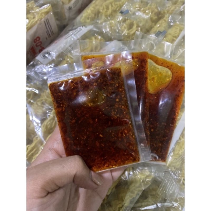 

Makanan Instan Chilli oil /cabe bumbu pedas tambahan baso aci/seblak