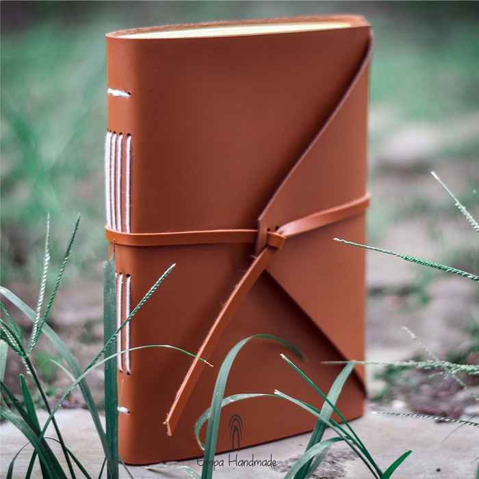 

MURAH- EP5 / Journal book / notebook / buku catatan / bookbinding A6 - Cokelat- 1.2.23